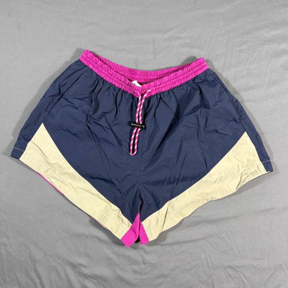 Lululemon Evergreen Shorts Size 8 High Rise Water Repellent Drawcord